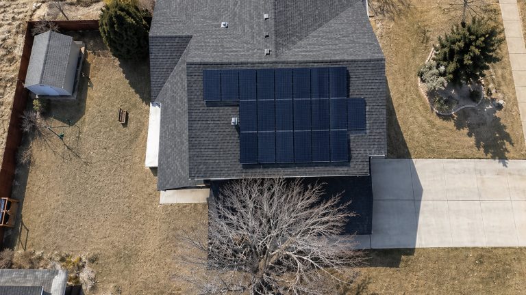 Can Solar Panels Be Removed From a Roof?