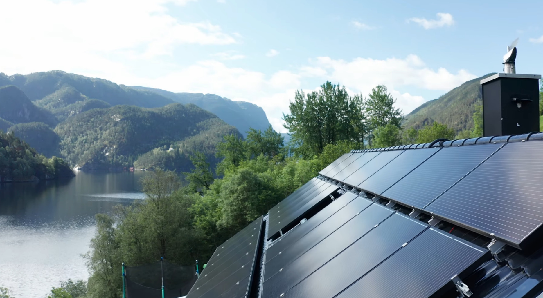 Solar Panels on Your Roof: Beginner Guide for Homeowners